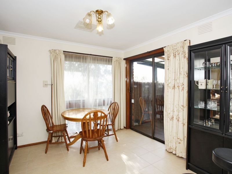 66 Ahern Road, Pakenham VIC 3810