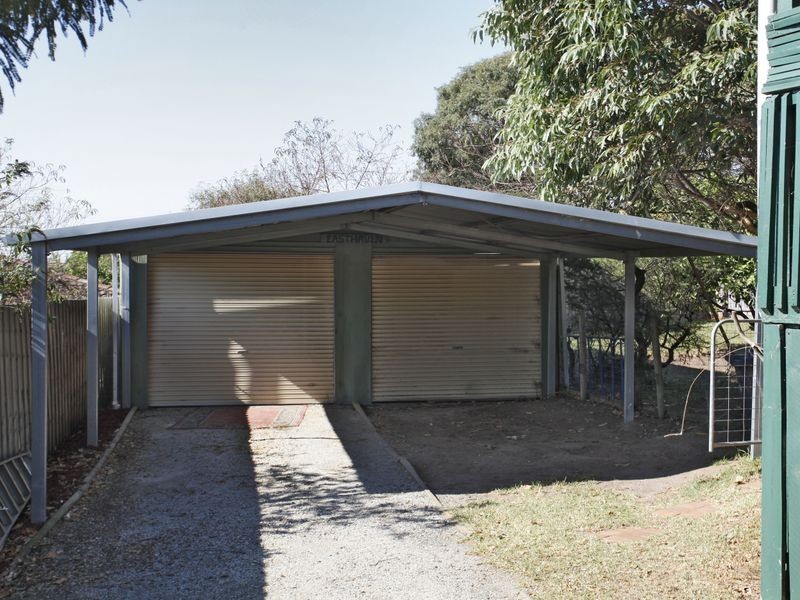 66 Ahern Road, Pakenham VIC 3810