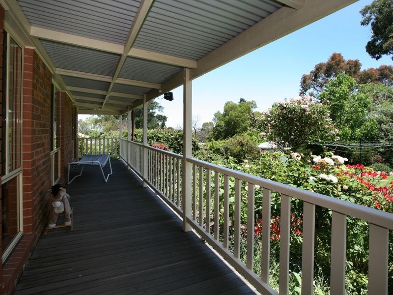 17 Garfield Road, Garfield VIC 3814