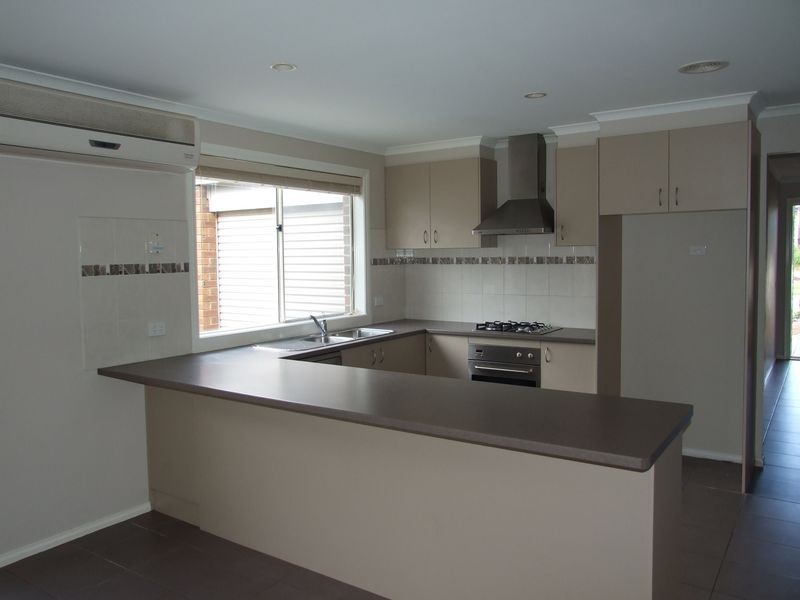 5 Como Chase, Pakenham VIC 3810
