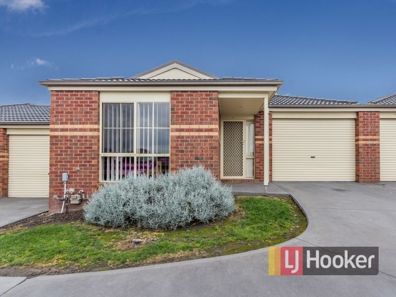 7/12 Renlik Court, Pakenham VIC 3810