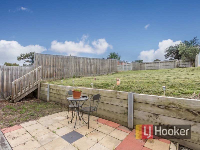 7/12 Renlik Court, Pakenham VIC 3810