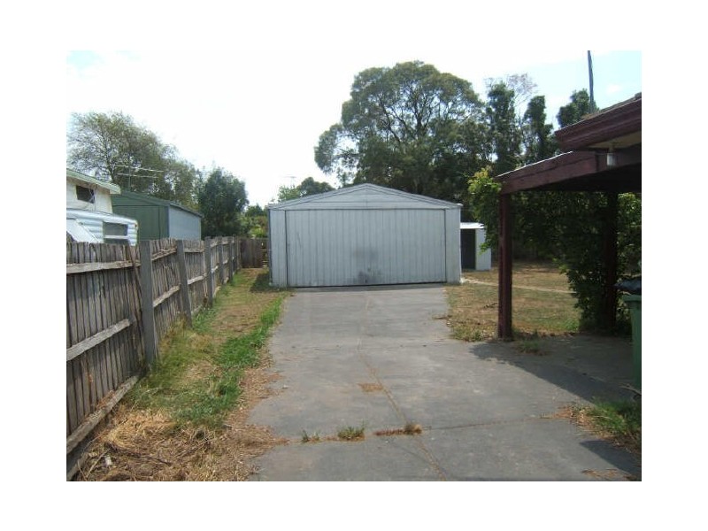 26 Paramount Way, Pakenham VIC 3810