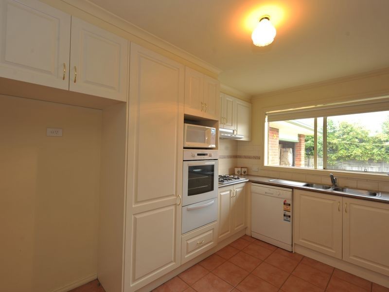 31 Ben Drive, Pakenham VIC 3810