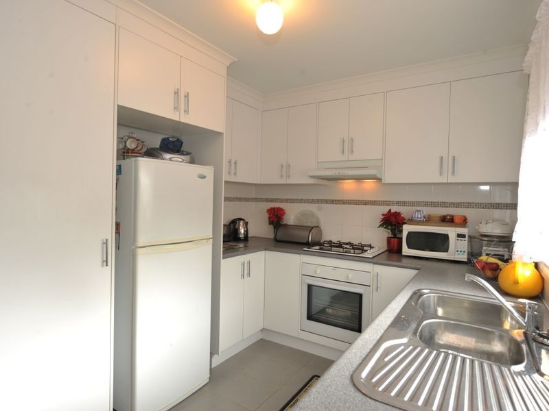 4/22 Parman Avenue, Pakenham VIC 3810