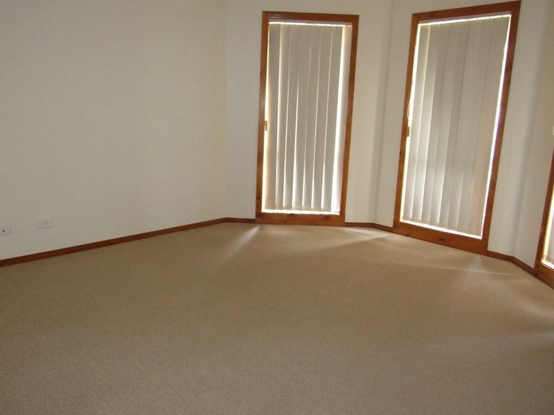 10 Joseph Court, Pakenham VIC 3810