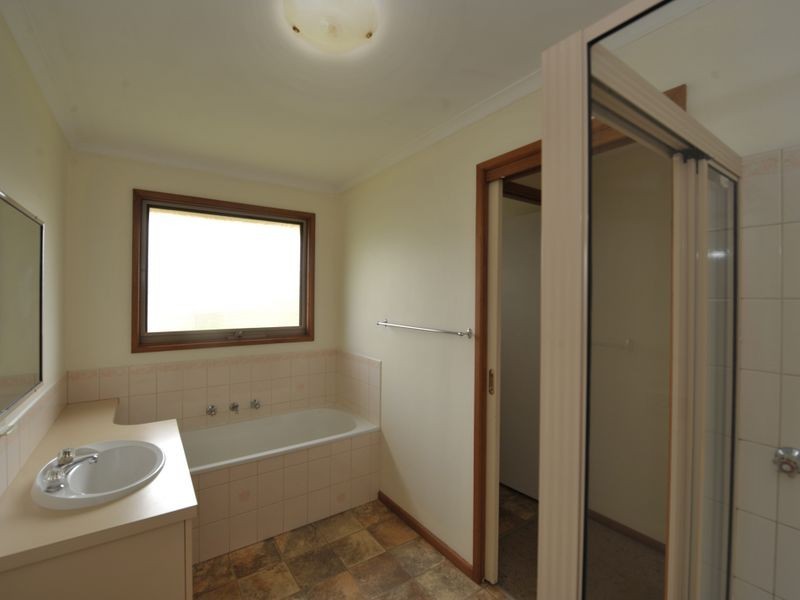 53 Murphy Road, Pakenham VIC 3810