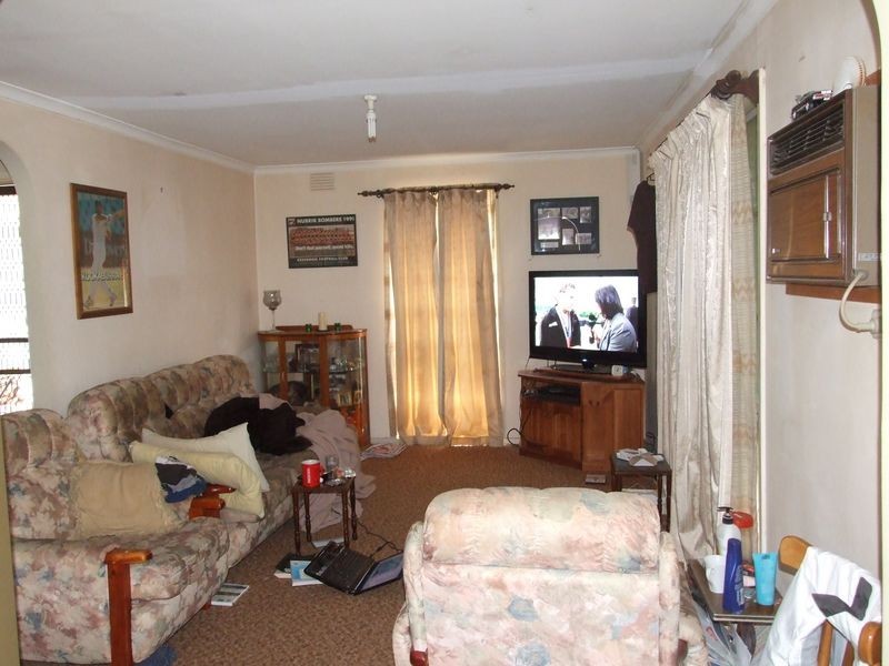 2 Robin Court, Pakenham VIC 3810