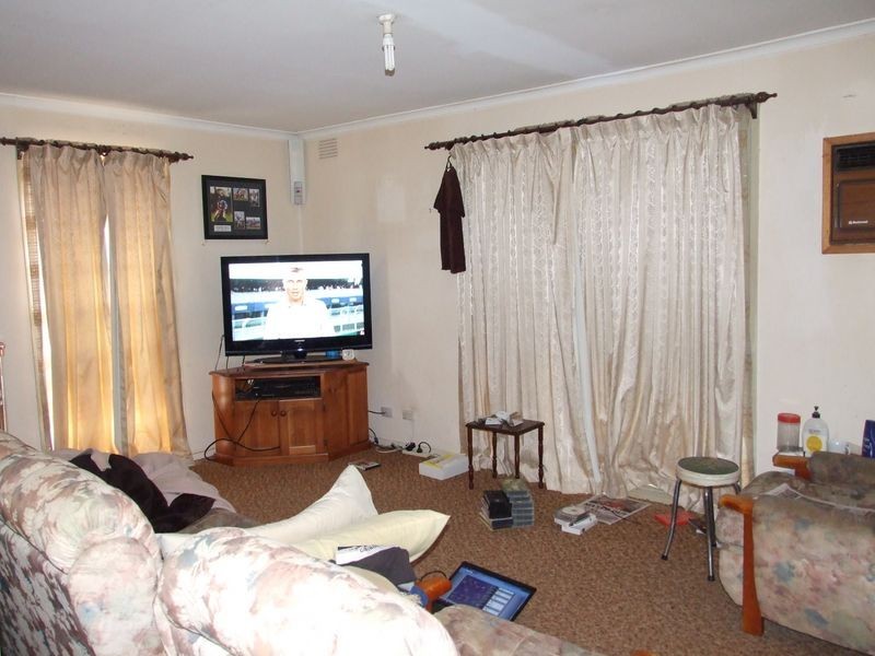 2 Robin Court, Pakenham VIC 3810