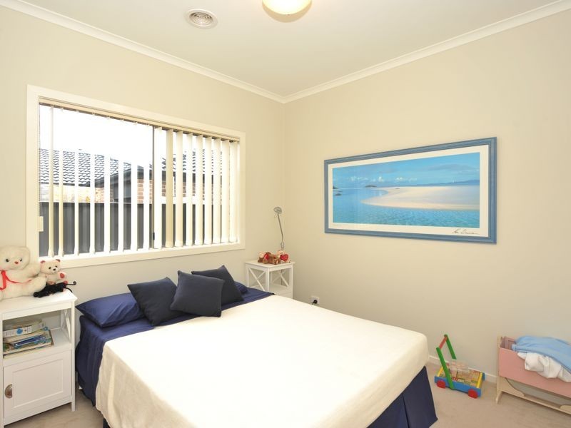 23 Adrian Drive, Pakenham VIC 3810