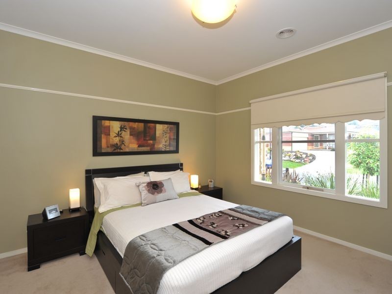 23 Adrian Drive, Pakenham VIC 3810