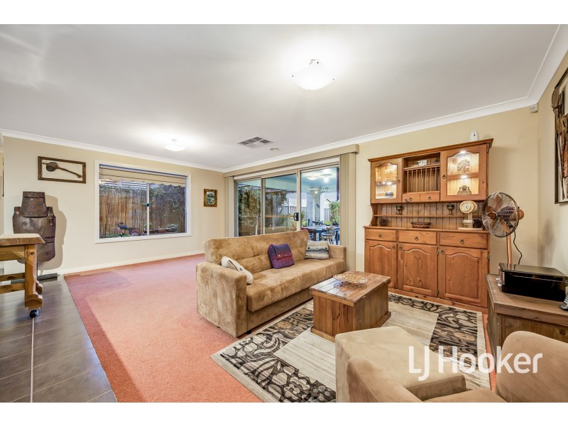 86 Windermere Boulevard, Pakenham VIC 3810