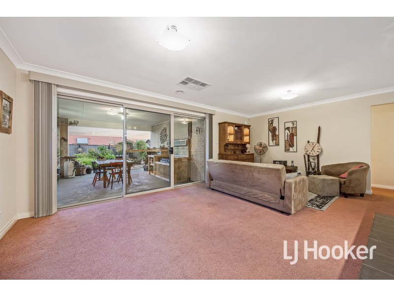 86 Windermere Boulevard, Pakenham VIC 3810