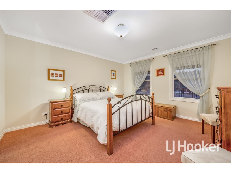 86 Windermere Boulevard, Pakenham VIC 3810