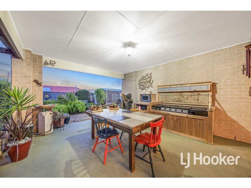 86 Windermere Boulevard, Pakenham VIC 3810