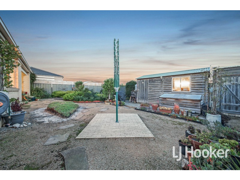 86 Windermere Boulevard, Pakenham VIC 3810