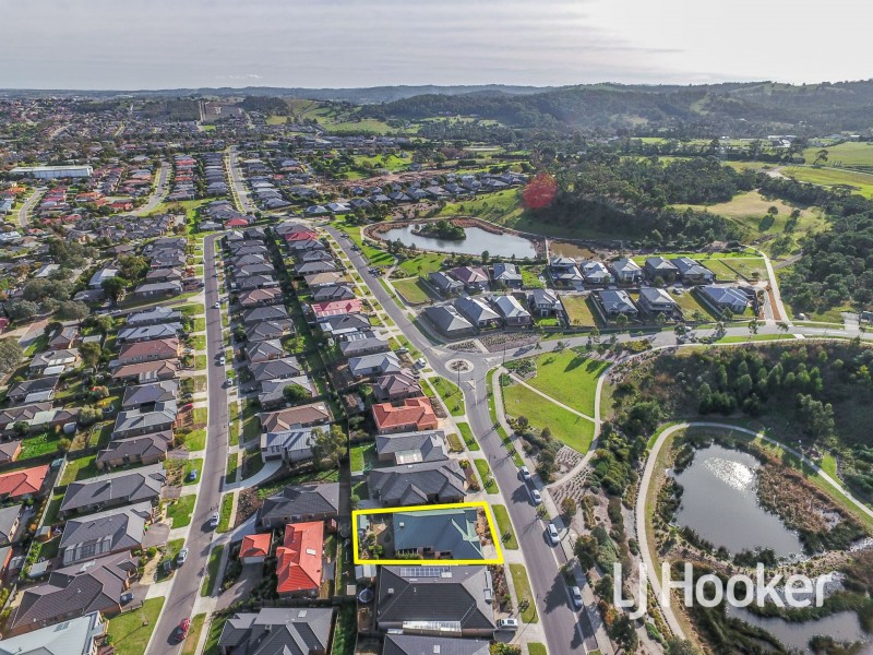86 Windermere Boulevard, Pakenham VIC 3810