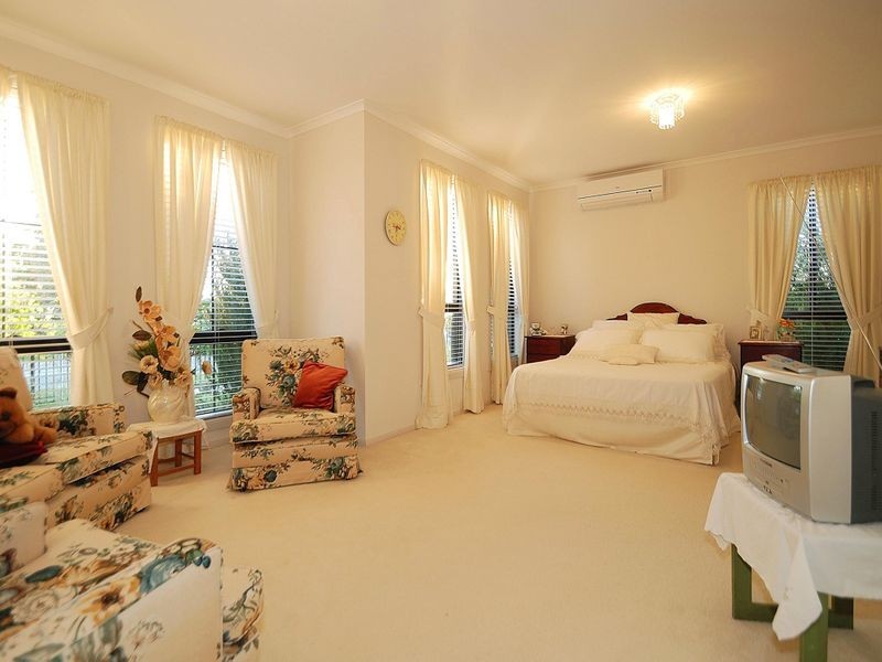 68 Livingstone Boulevard, Pakenham VIC 3810