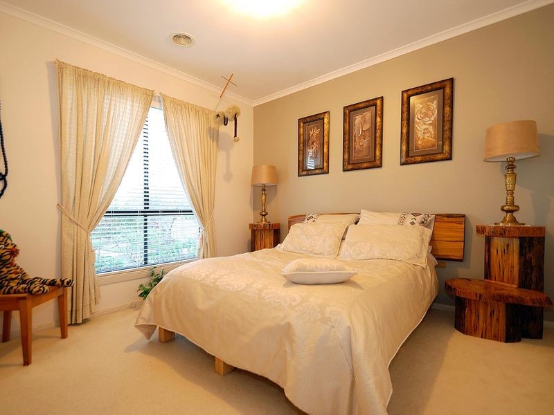 68 Livingstone Boulevard, Pakenham VIC 3810