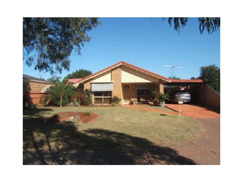 25 McMaster Court, Pakenham VIC 3810