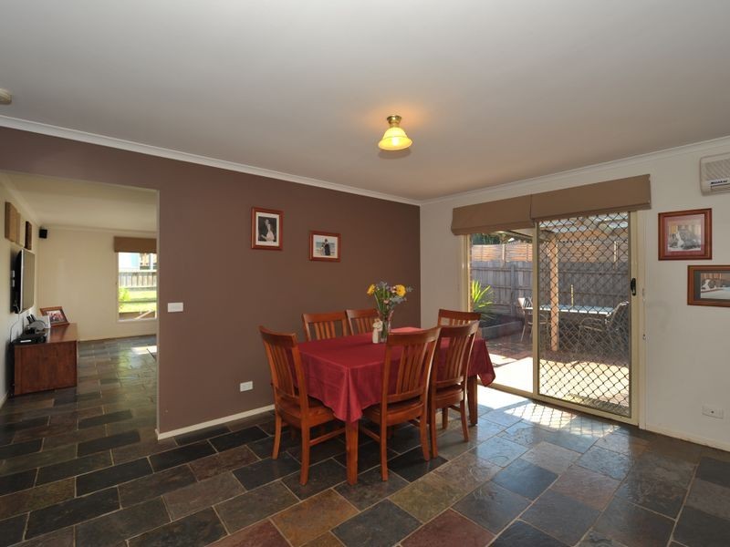 1 Paramount Way, Pakenham VIC 3810