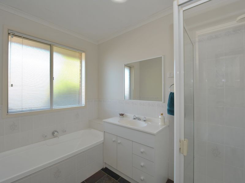 1 Paramount Way, Pakenham VIC 3810