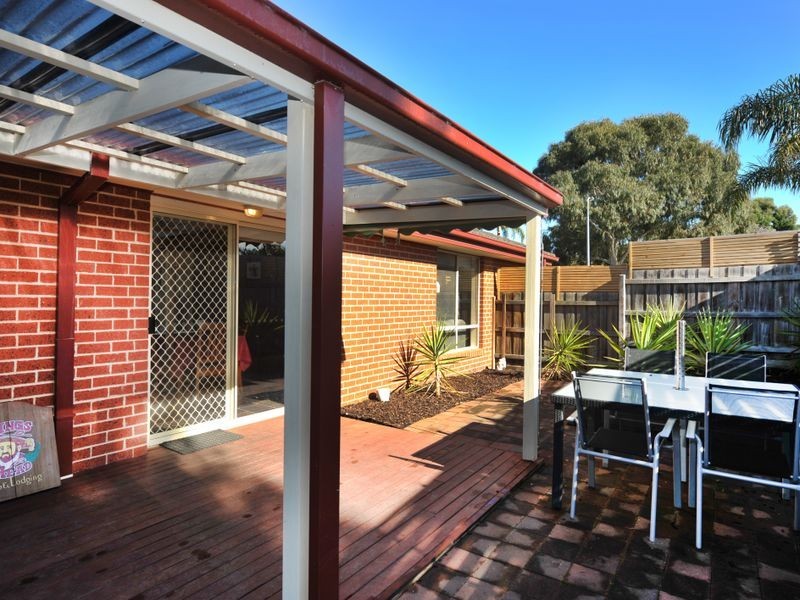 1 Paramount Way, Pakenham VIC 3810