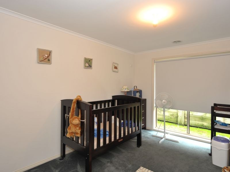 48 Ebony Drive, Pakenham VIC 3810