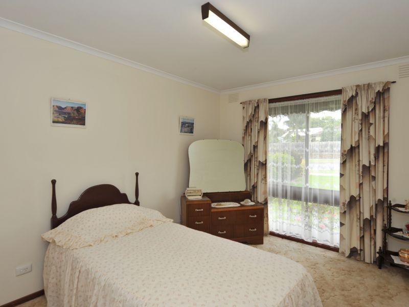 10 Atkins Road, Pakenham VIC 3810