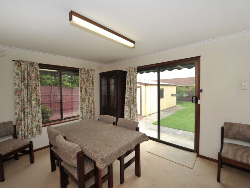 10 Atkins Road, Pakenham VIC 3810