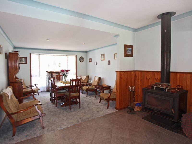 357 Brown Road, Officer VIC 3809