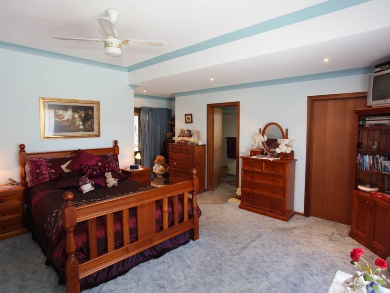 357 Brown Road, Officer VIC 3809