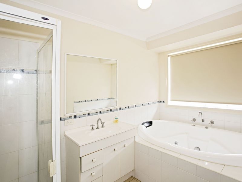 6 Streeton Court, Pakenham VIC 3810