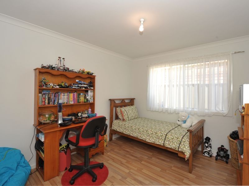 8 Caspian Chase, Pakenham VIC 3810