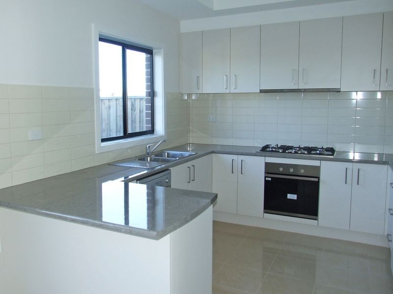 10 Georgetown Way, Officer VIC 3809