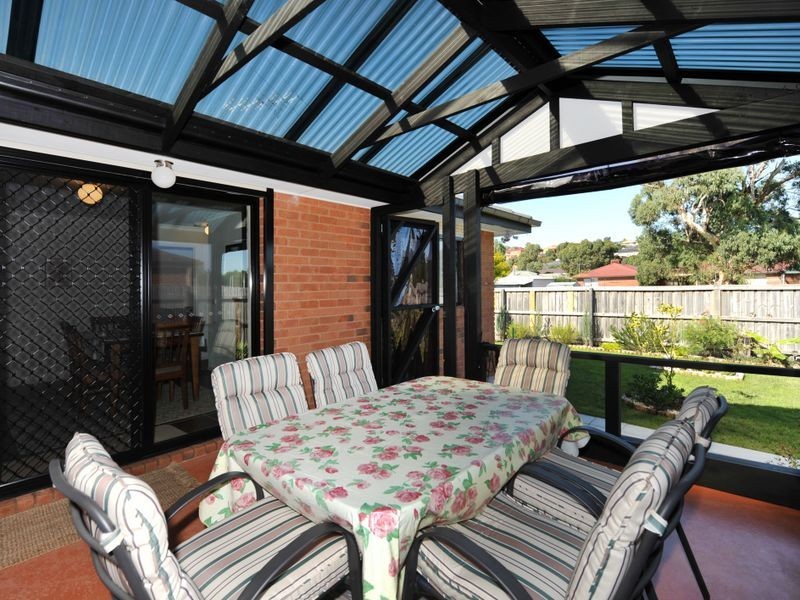 34 Parman Avenue, Pakenham VIC 3810