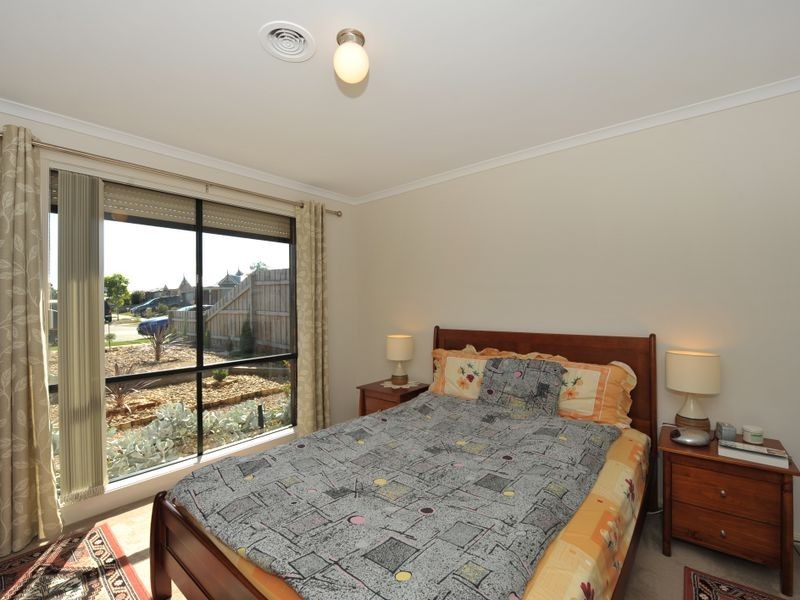 34 Parman Avenue, Pakenham VIC 3810