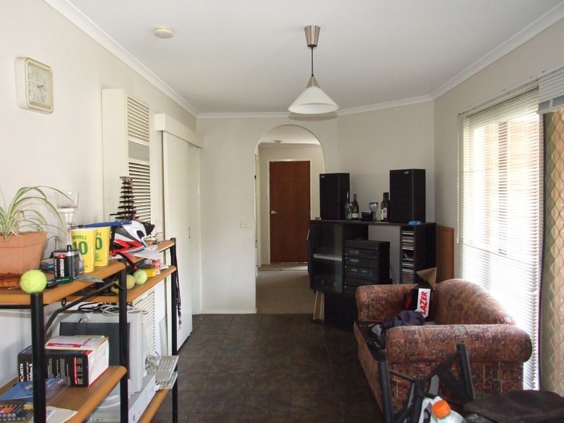 13 Osborn Grove, Pakenham VIC 3810