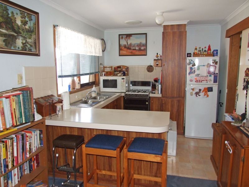 13 Lorraine Court, Pakenham VIC 3810