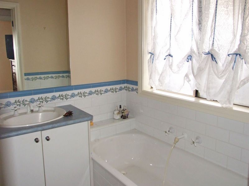 10 Stringy Bark Circuit, Pakenham VIC 3810