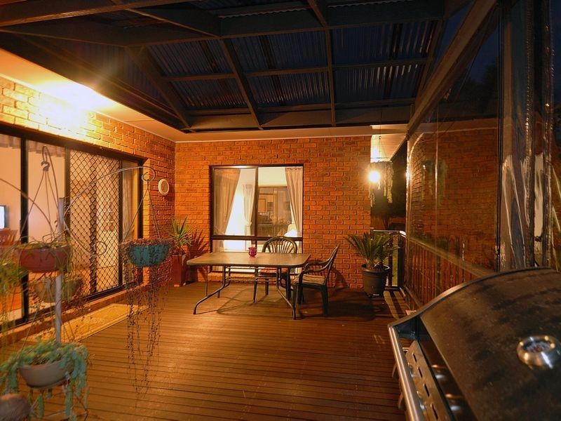 6 Elizabeth Court, Pakenham VIC 3810