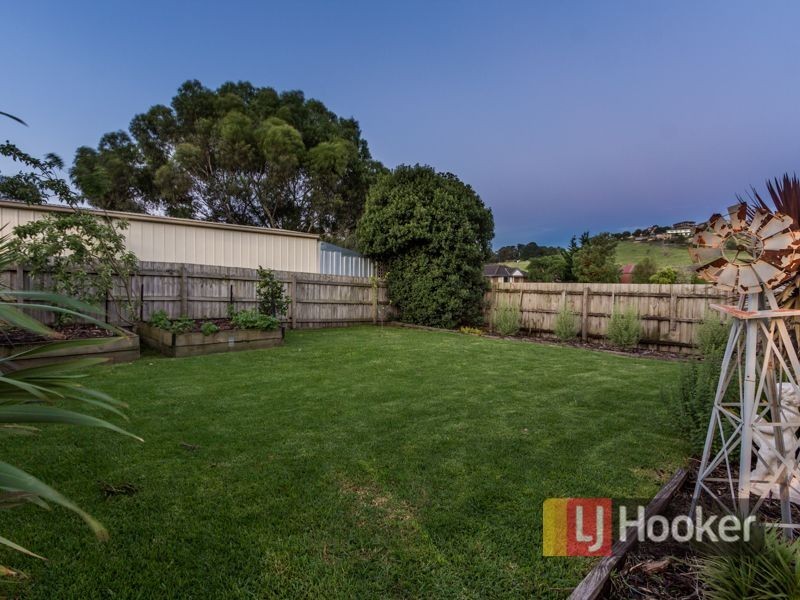 52 Parman Avenue, Pakenham VIC 3810