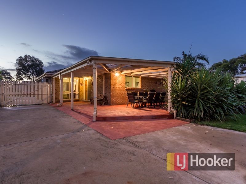 52 Parman Avenue, Pakenham VIC 3810