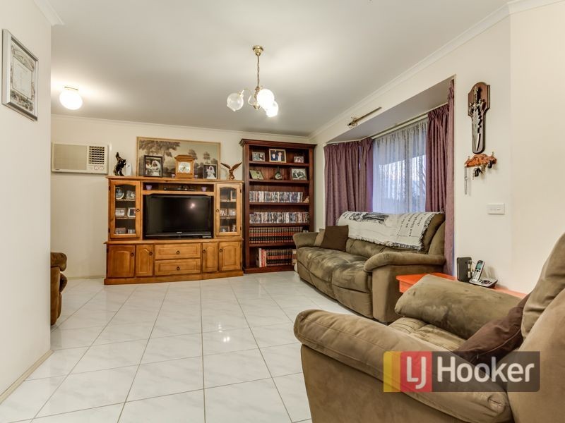 52 Parman Avenue, Pakenham VIC 3810