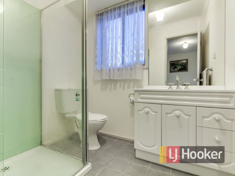 52 Parman Avenue, Pakenham VIC 3810