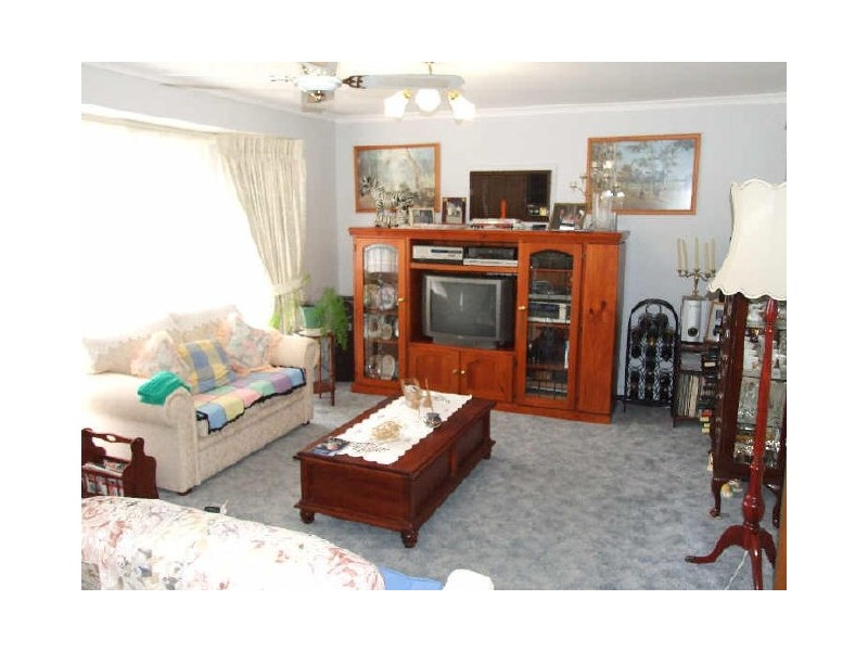 29 Cameron Way, Pakenham VIC 3810