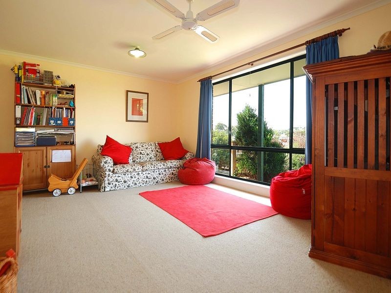 165 Ahern Road, Pakenham VIC 3810