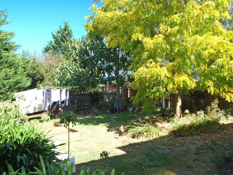 2 Mikkell Court, Pakenham VIC 3810