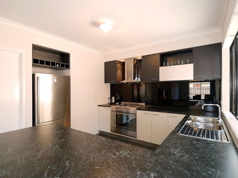 15 Clifford Drive, Pakenham VIC 3810