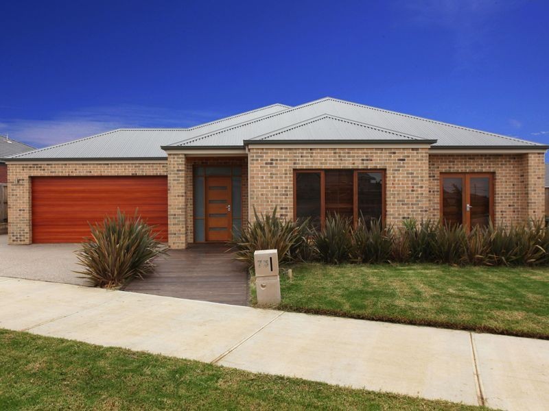 73 Arena Parade, Officer VIC 3809